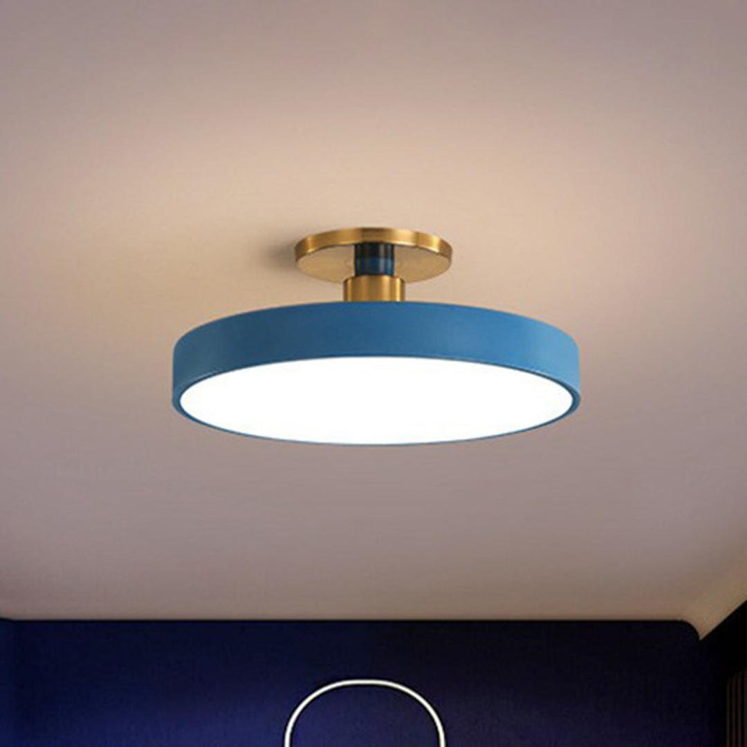 Rund LED-taklampe i akryl med farget kant