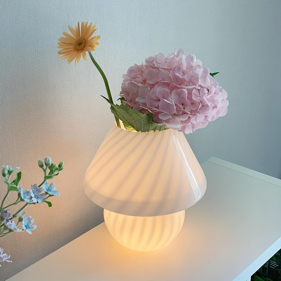 Sveltora - Håndlaget Glass Sopplampe med USB-lading