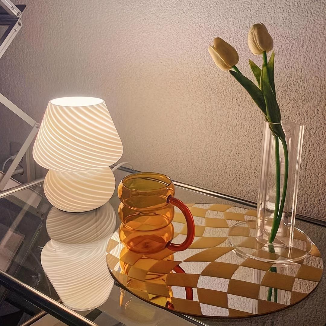 Sveltora - Håndlaget Glass Sopplampe med USB-lading