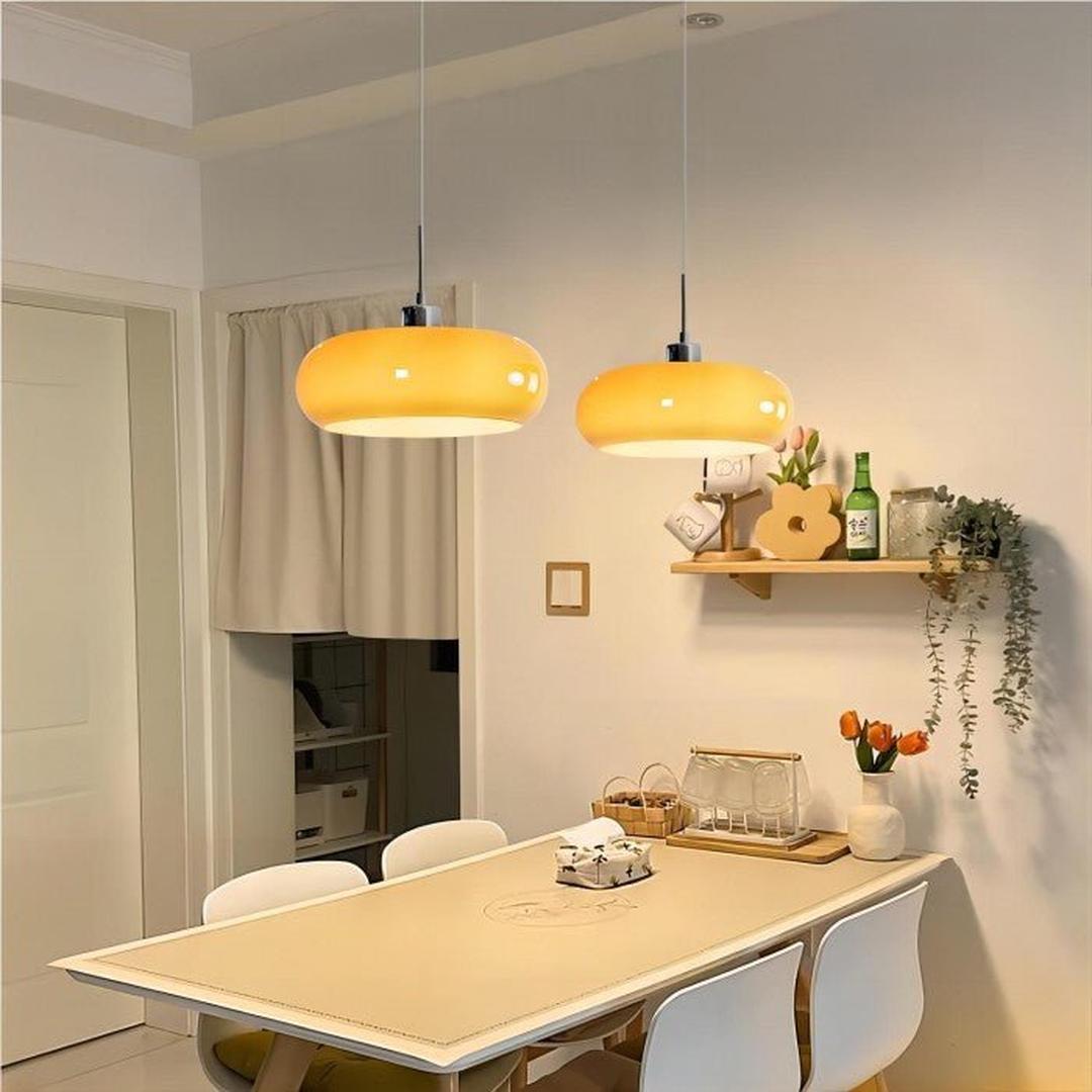 Glasmara - Rund glasshengelampe i Bauhaus-stil