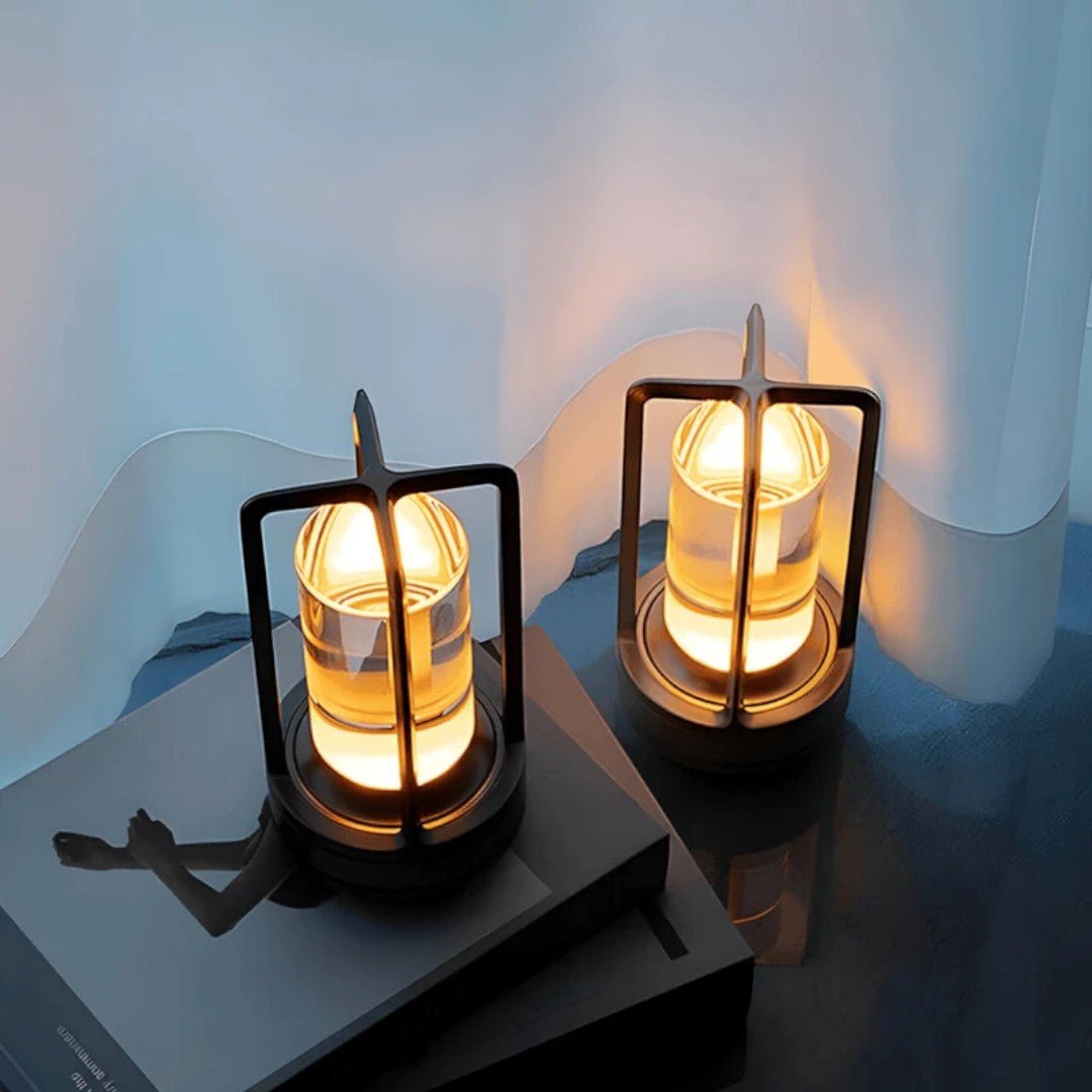 Bærbar LED Bordlampe med Sylinderformet Glassstruktur