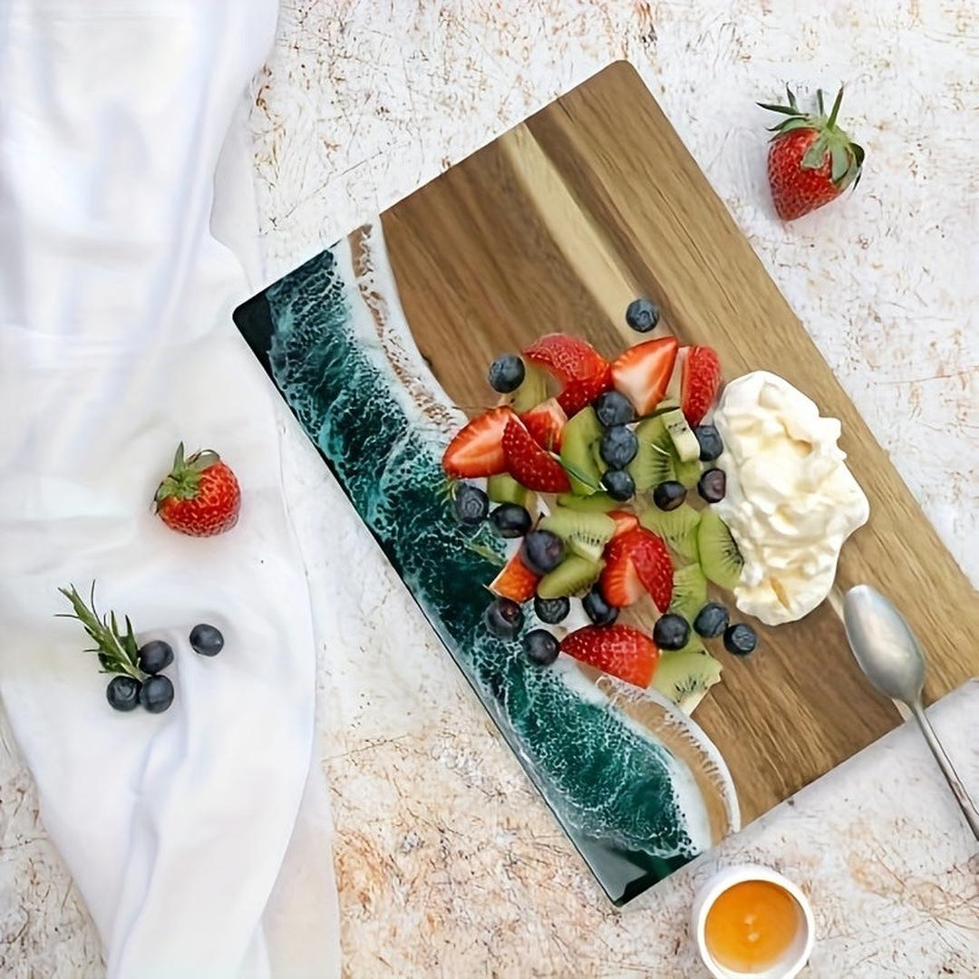 Bølgeviva - Skjærebrett i akasietre med resininnlegg