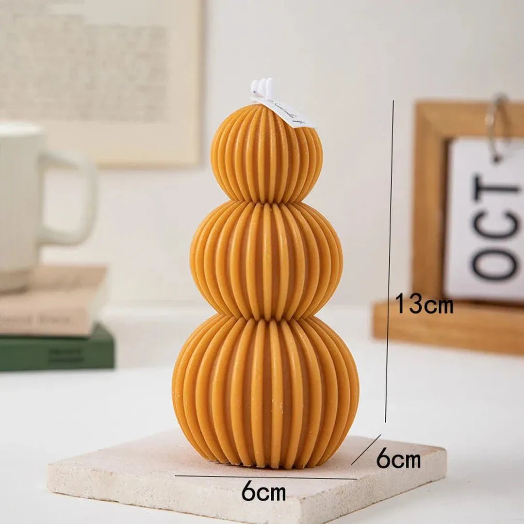 Geolyth - Geometrisk Duftlys med Golfball-Design