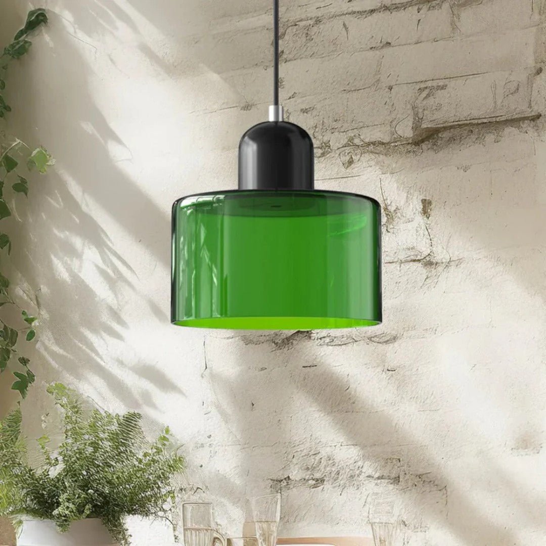 Nordisk metall pendellampe med glasskjerm