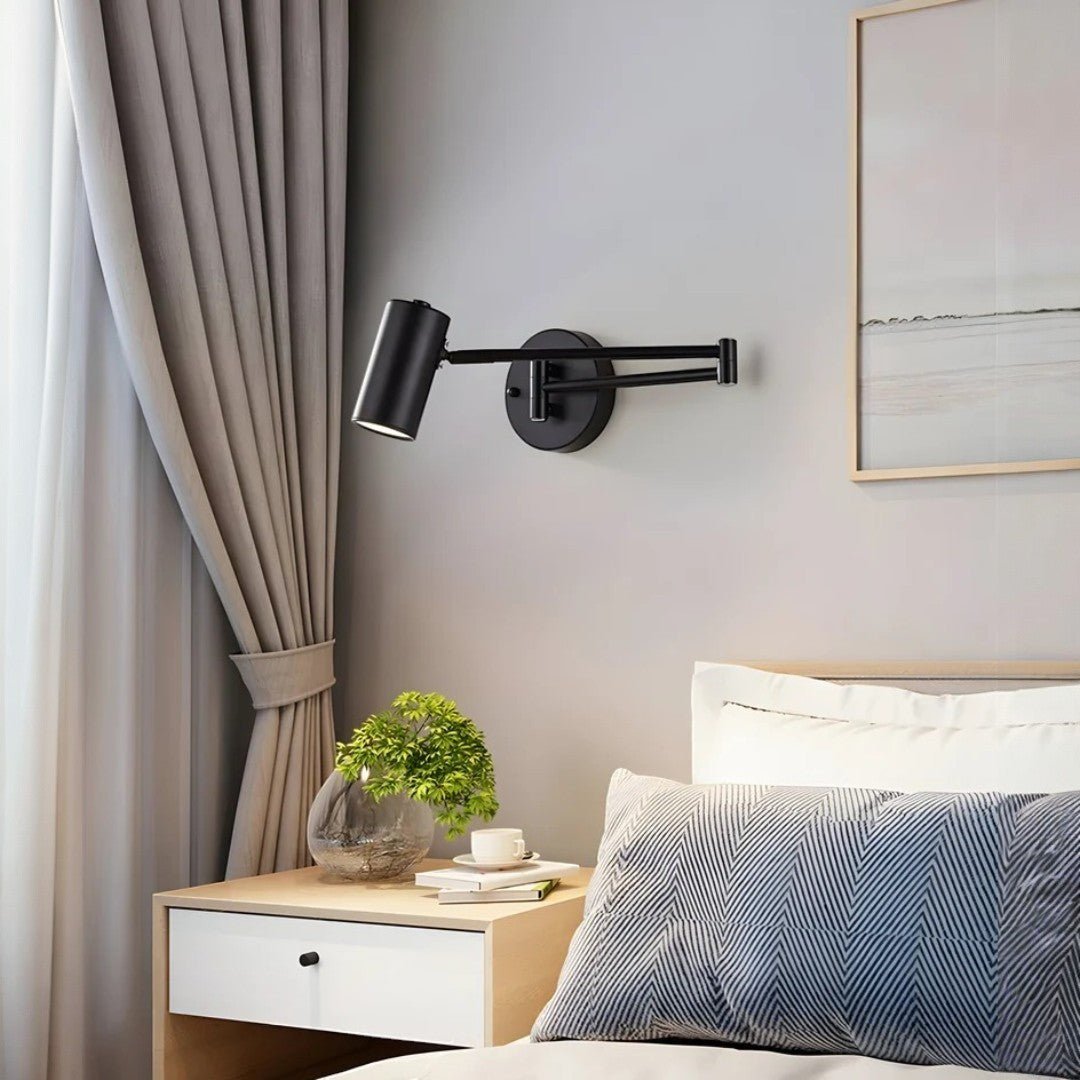 Vegglampe med Justerbar Arm