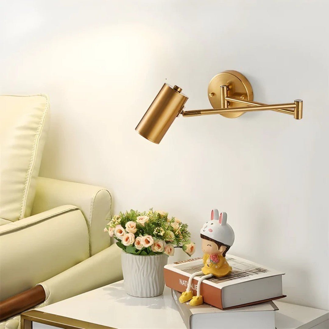 Vegglampe med Justerbar Arm