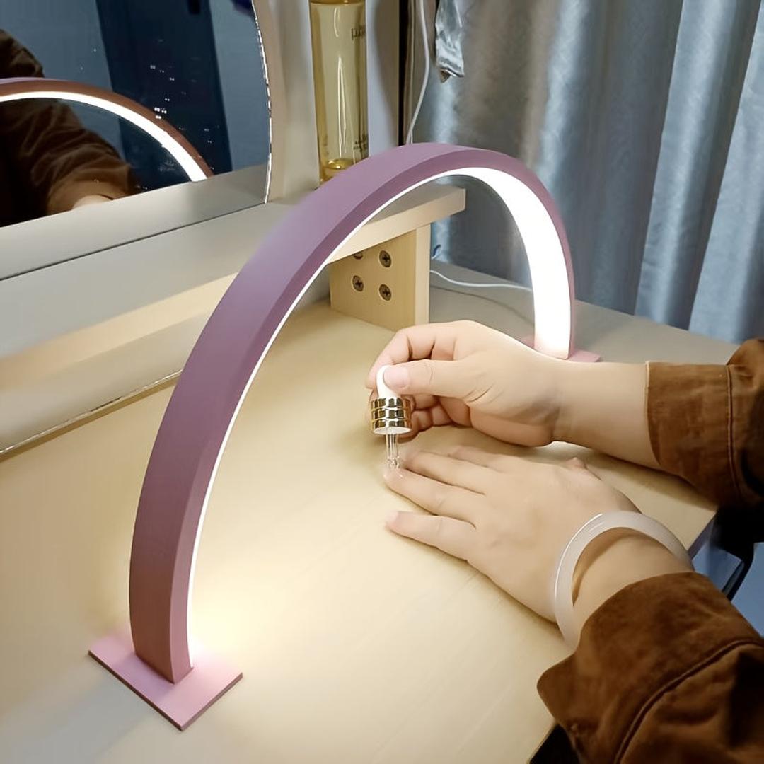 Sennola - Justerbar LED Skrivebordslampe i Metall