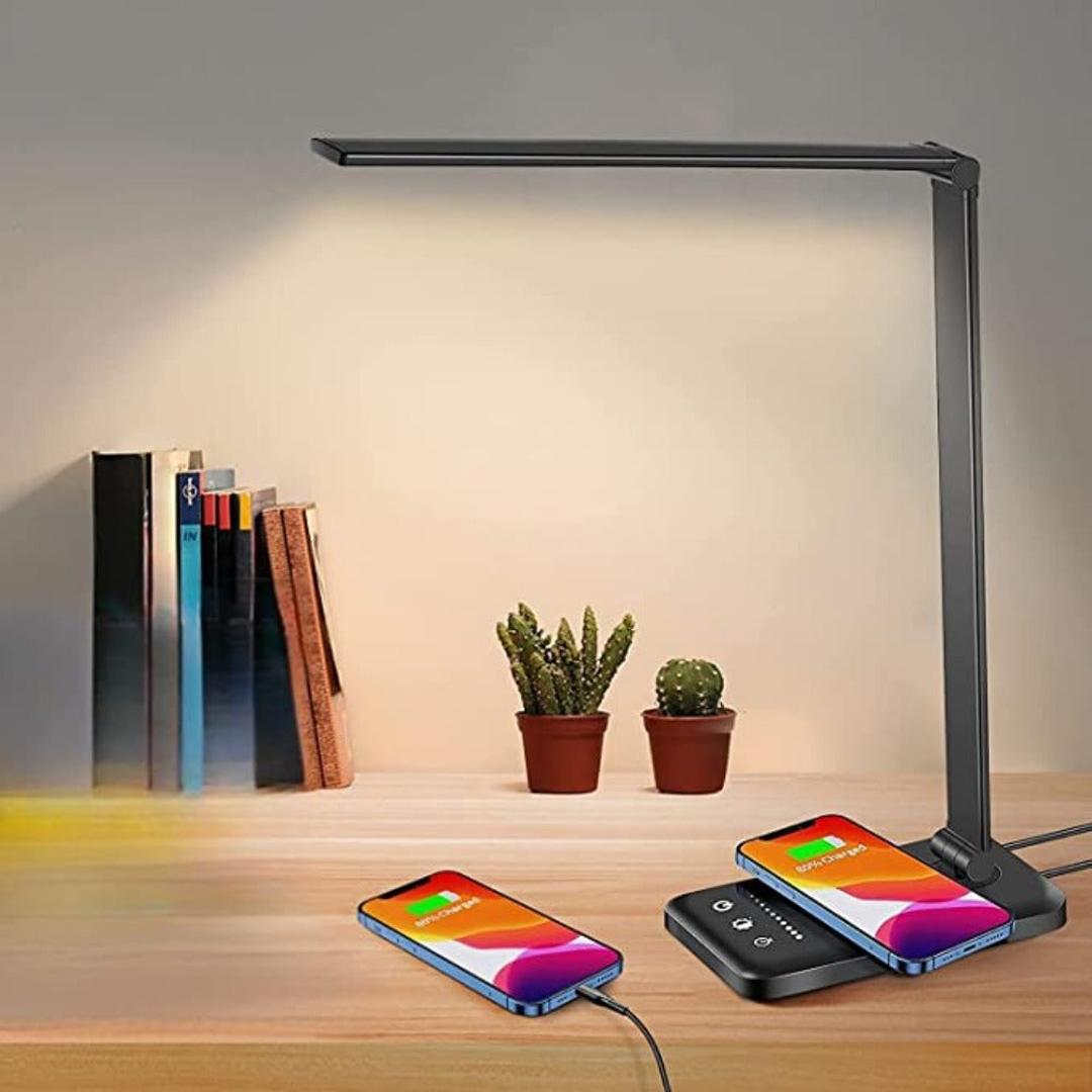 Skrivora - LED-bordlampe med bevegelig arm og USB-port