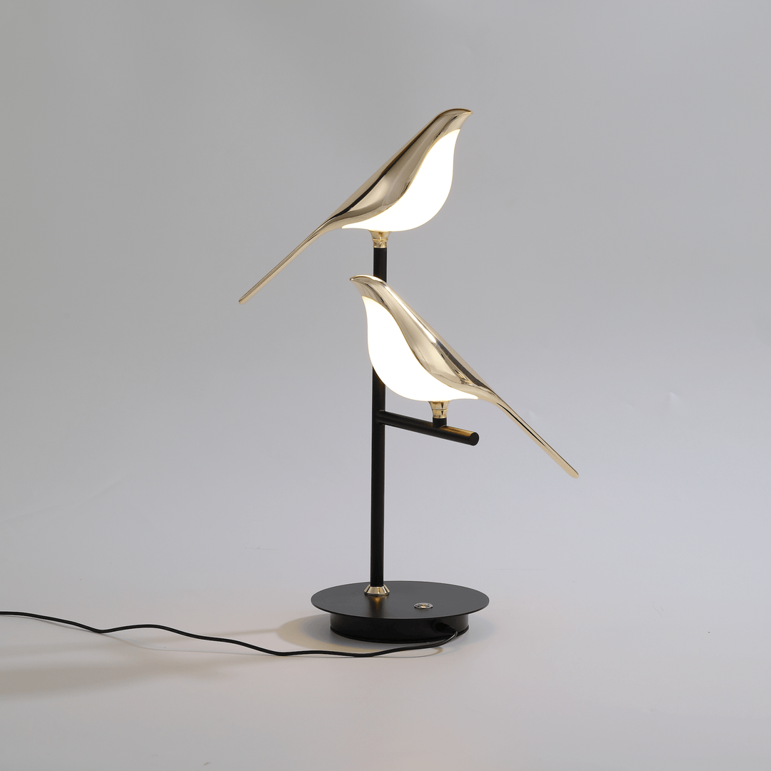 Plumavia - Gyllen Fugleformet Vegglampe med LED