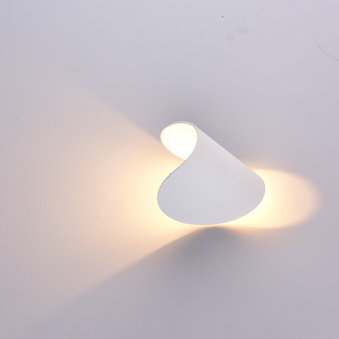 Vridora - Dreibar LED-vegglampe for inne og ute