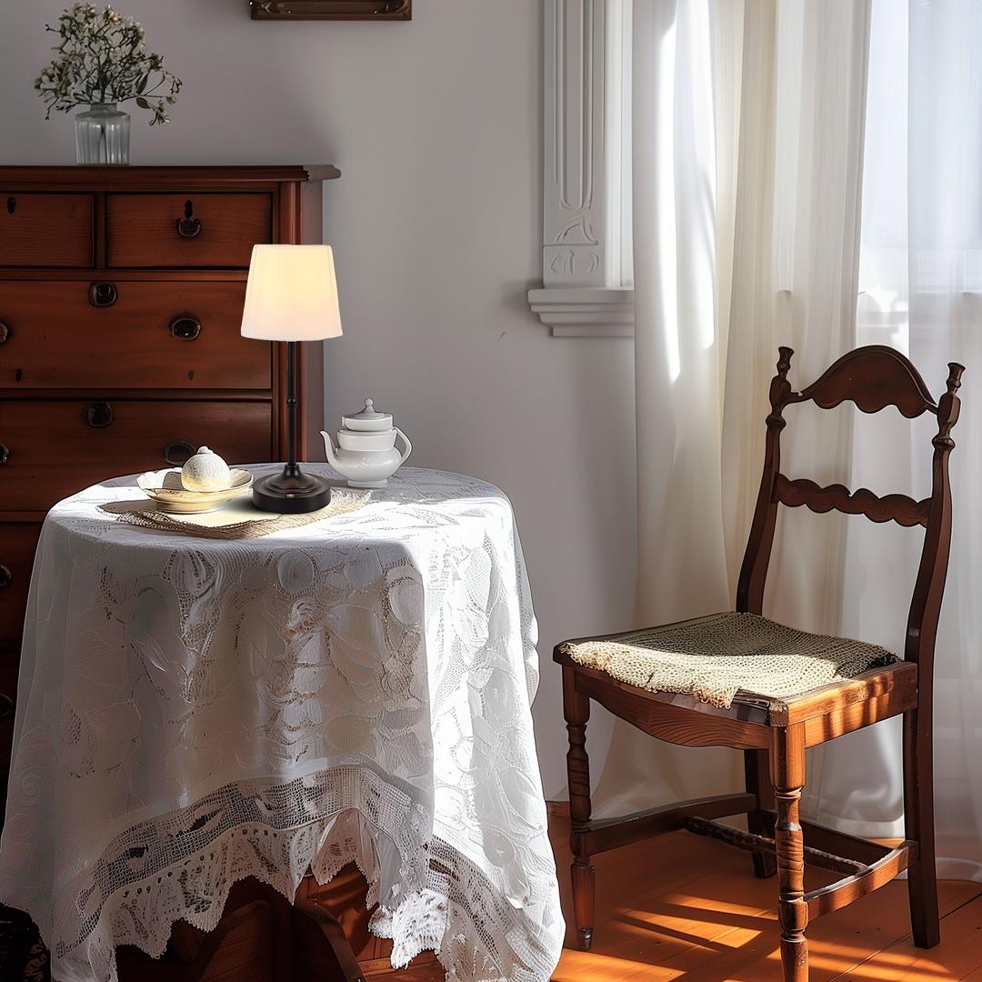 Brasco - Oppladbar Bordlampe med Stoffskjerm