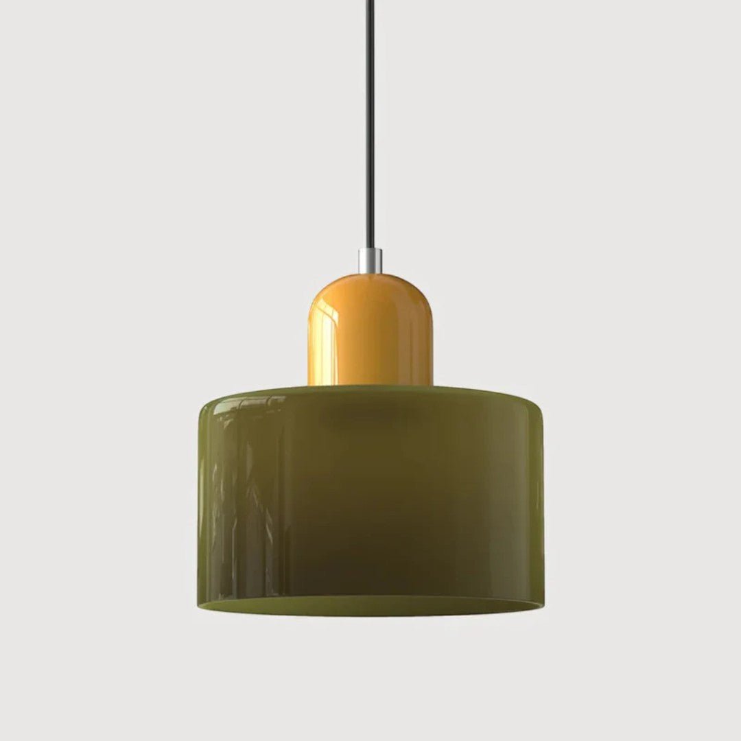 Nordisk metall pendellampe med glasskjerm