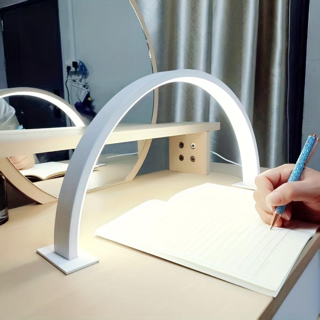 Sennola - Justerbar LED Skrivebordslampe i Metall