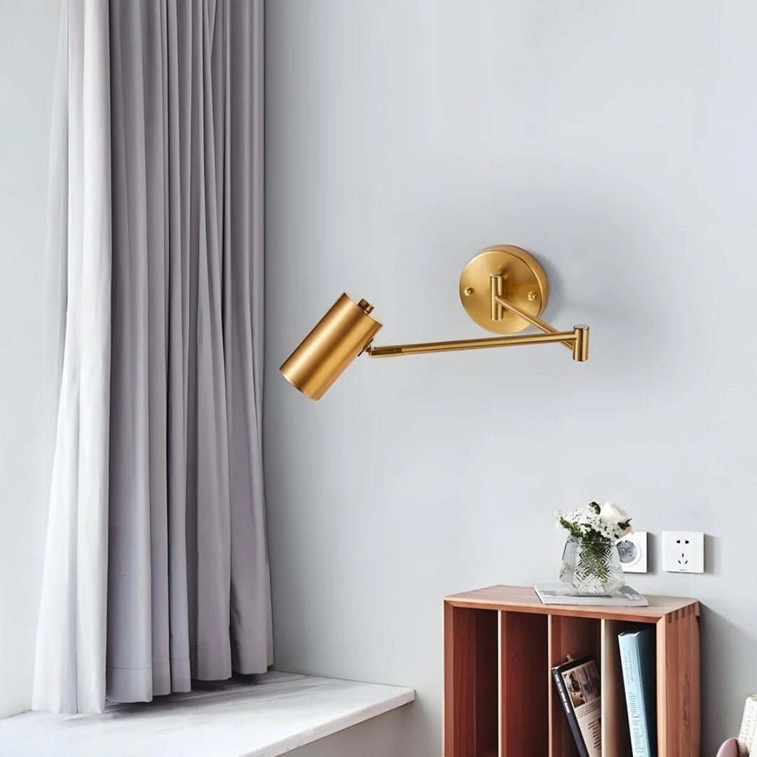 Vegglampe med Justerbar Arm