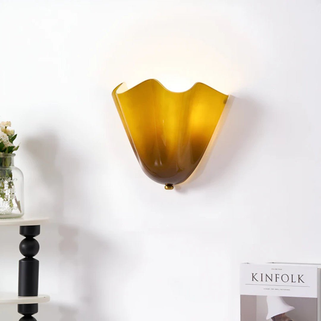 Vintage Vegglampe med Bladformet Glasskjerm
